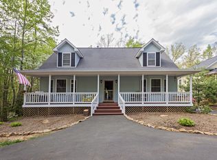 1302 Confederate Dr, Locust Grove, VA 22508