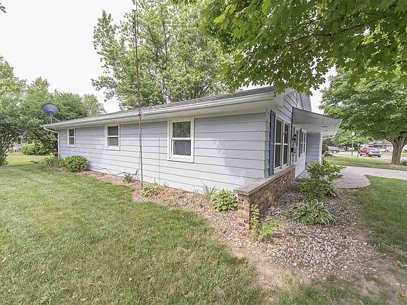 4th image of 30 Jeffrey Dr