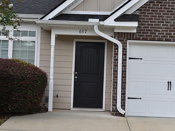 2nd image of 637 Vista Dr