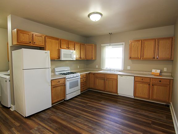 2nd image of 2140 Francis Ave SE #2