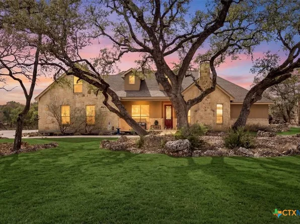 541 Saxet Trl, Spring Branch, TX 78070