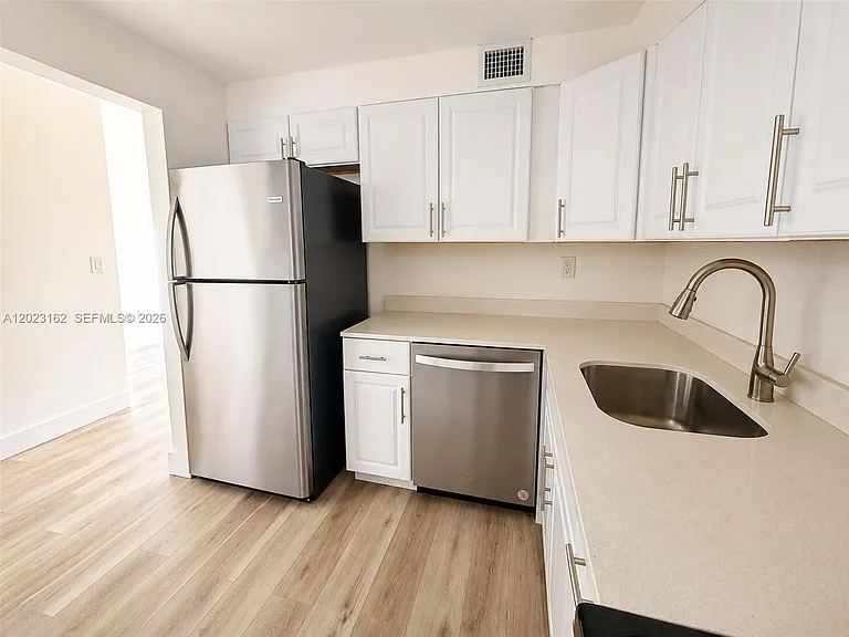 1470 NE 125th Ter #809 — Photo 10