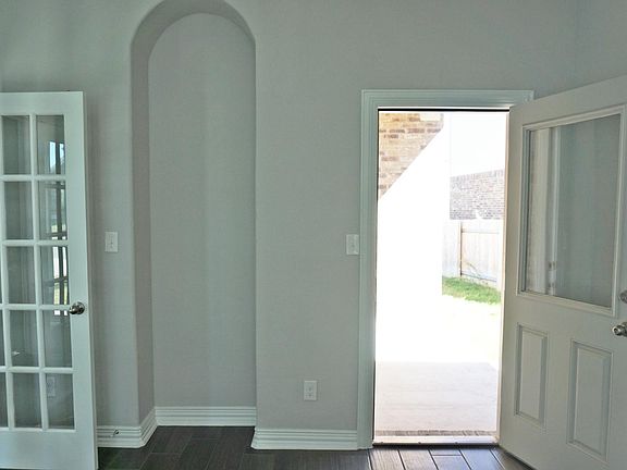 4th image of 19609 Worthy Farm Ln