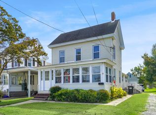 4210 Main St, Chincoteague, VA 23336
