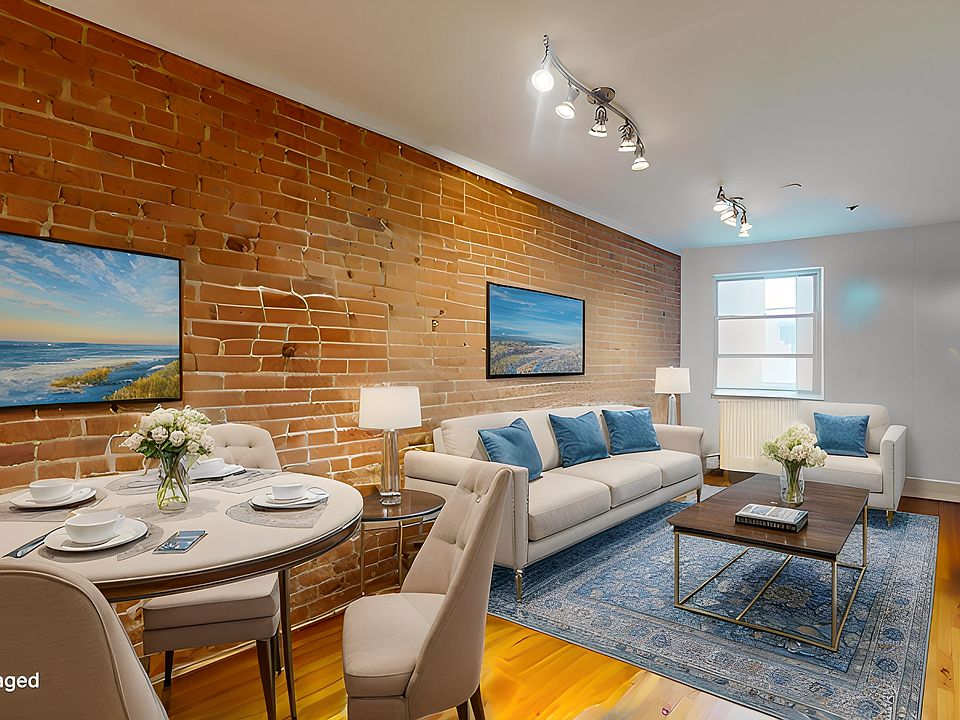 Living room virtually staged