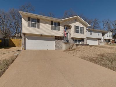 4949 Paradise Meadows Dr, Imperial, MO, 63052