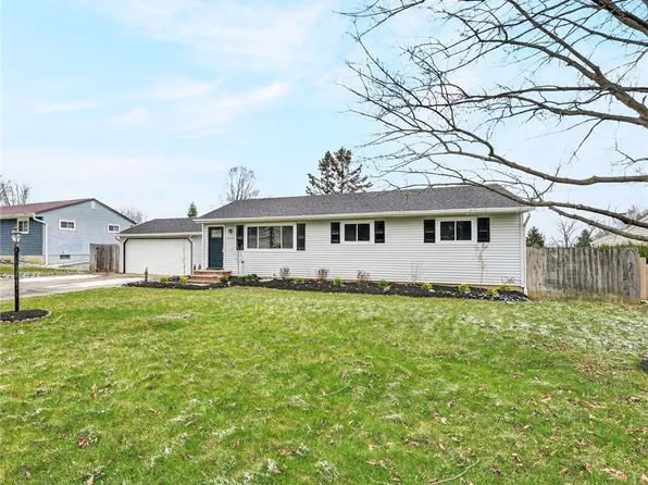 1424 Roosevelt Ave, Brunswick, OH 44212