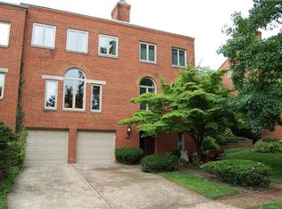 5323 Northumberland St, Pittsburgh, PA 15217