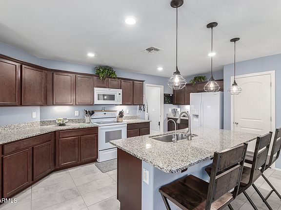3rd image of 27220 N 171ST Drive
