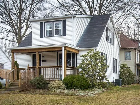 302 N Madison Ave, Grove City, PA 16127