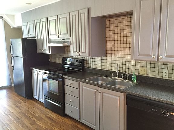 2nd image of 2601 Wayside Ave