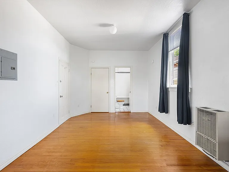 1219 Central Ave #C — Photo 8