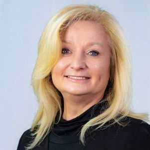 Kerrie  Shumate