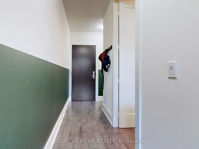 330 Richmond St W #209 — Photo 21