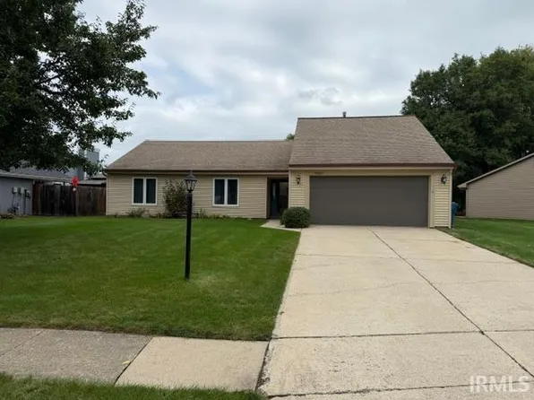 8807 Amberly Dr, New Haven, IN 46774