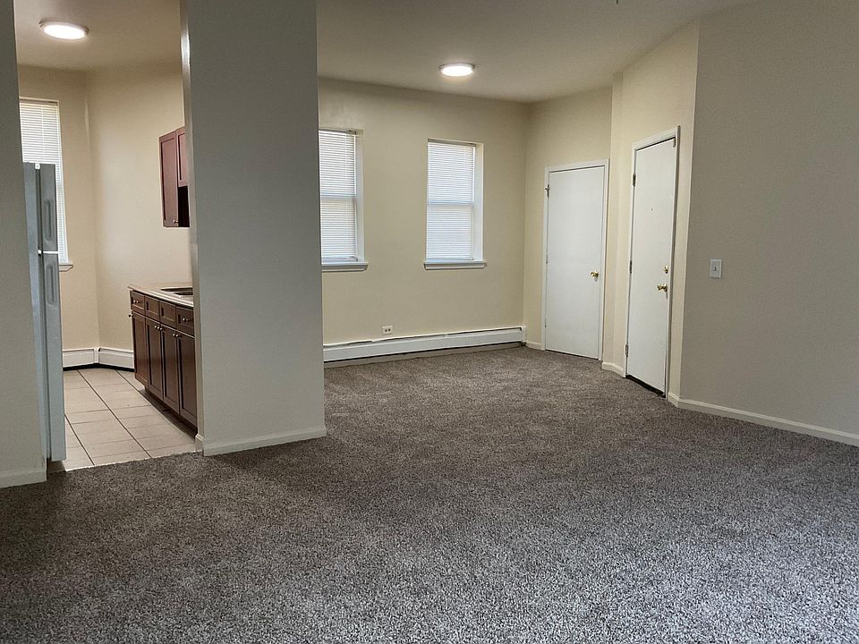 1st image of 5630 S Michigan Ave #202