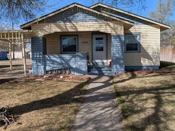1425 6th St, Gering, NE 69341