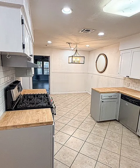 625 Catalina Pl — Photo 9