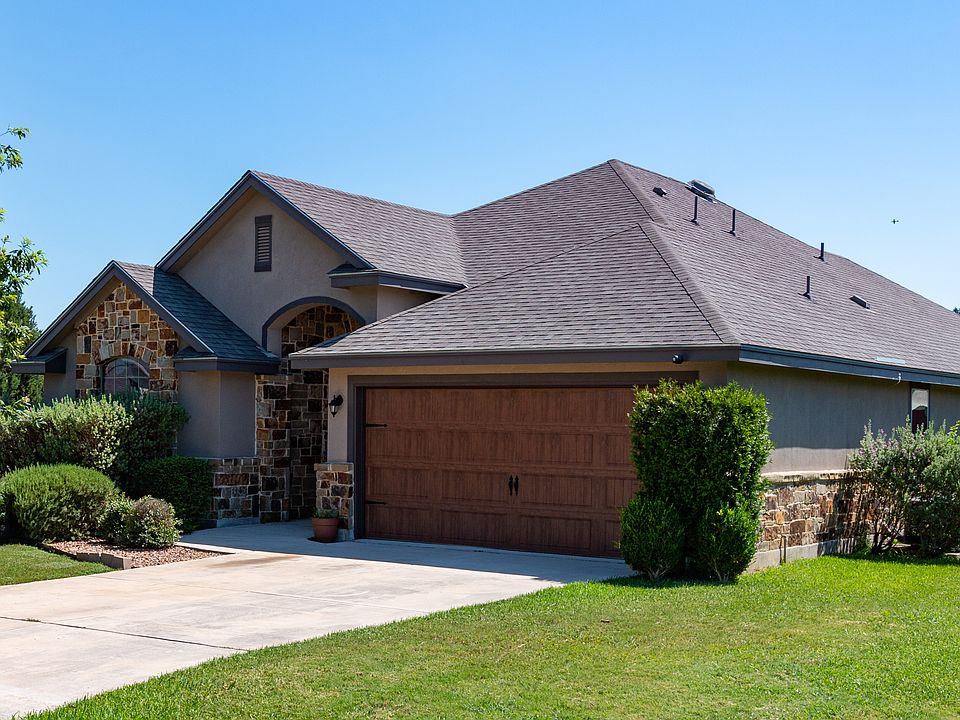 1st image of 15605 Dell Ln