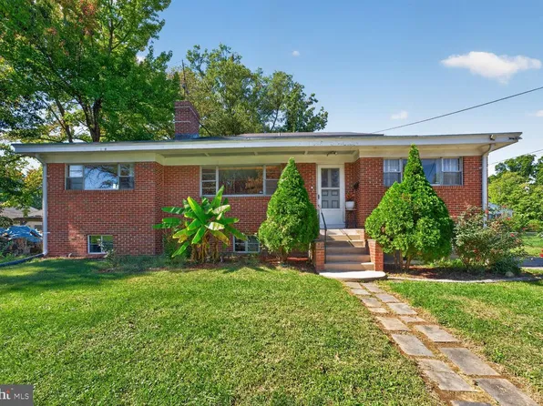 6702 96th Pl, Lanham, MD 20706