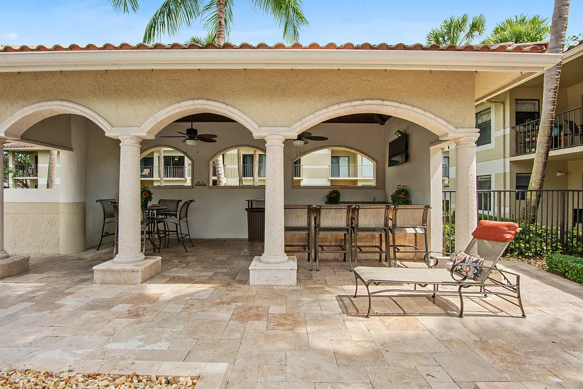 OUtdoor Lounge - Gables Town Colony