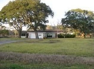 8710 S F Austin Crk, Freeport, TX 77541