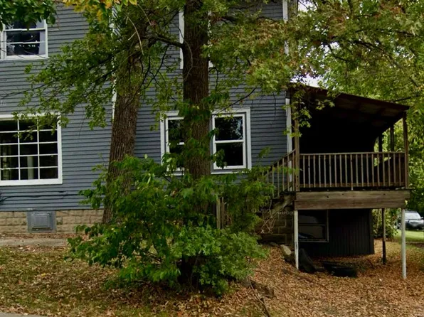 311 W Elm St, Carbondale, IL 62901