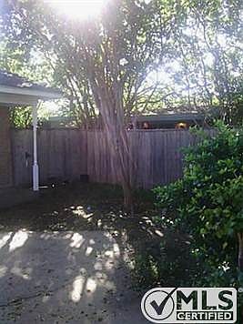 3rd image of 604 Royal Crest Dr