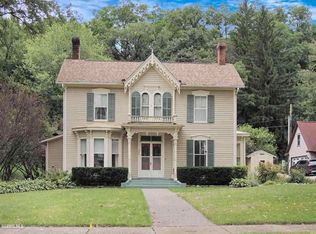 506 Park Ave, Galena, IL 61036