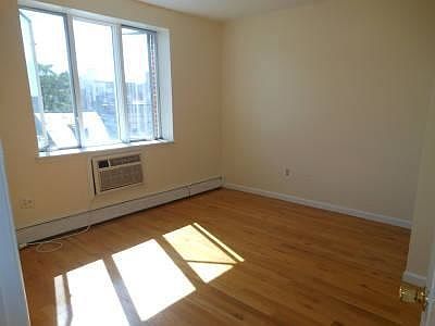 3rd image of 257 15th St APT 0201