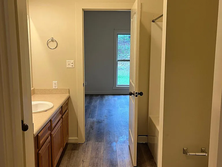 47 Highland View Ln — Photo 3