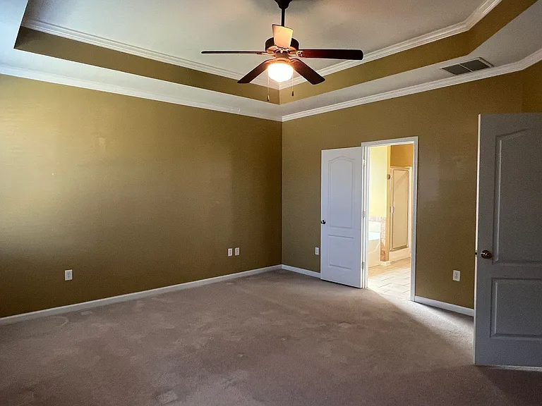312 Hearthwood Dr — Photo 18