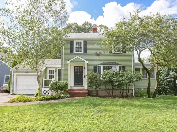 3 Overlook Rd, Needham, MA 02492