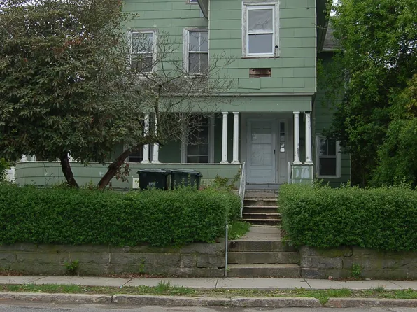 26 Jefferson Avenue, New London, CT 06320