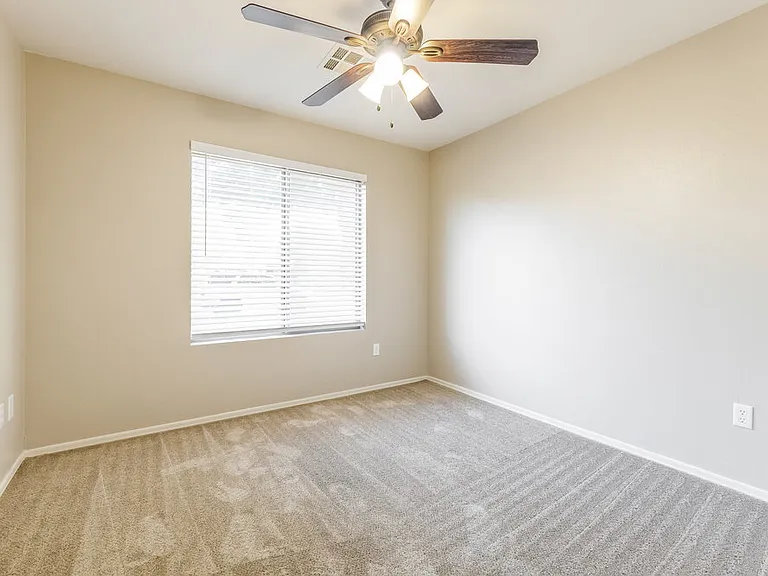 1380 E Sheffield Ave — Photo 14