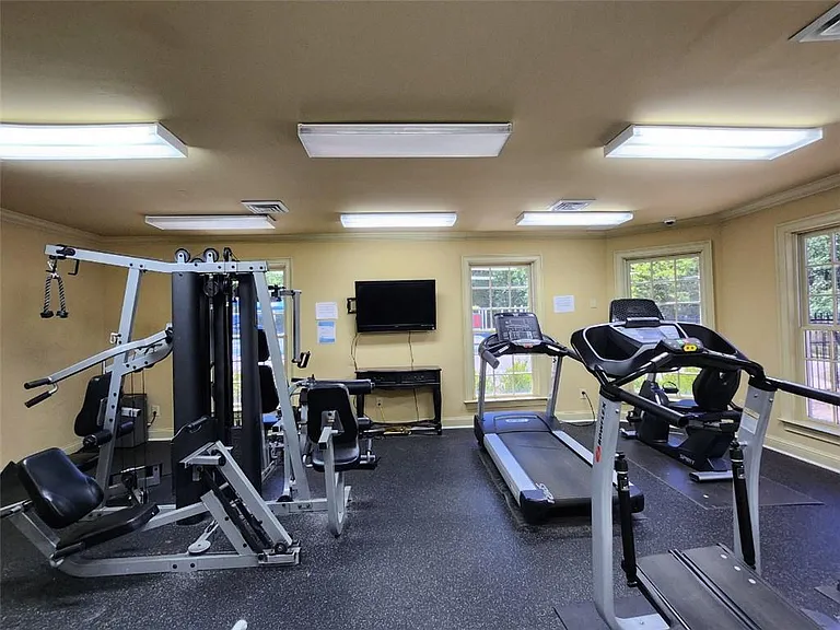 5745 Sterling Ct — Photo 39