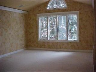 4th image of 901 Wildrose Springs Dr
