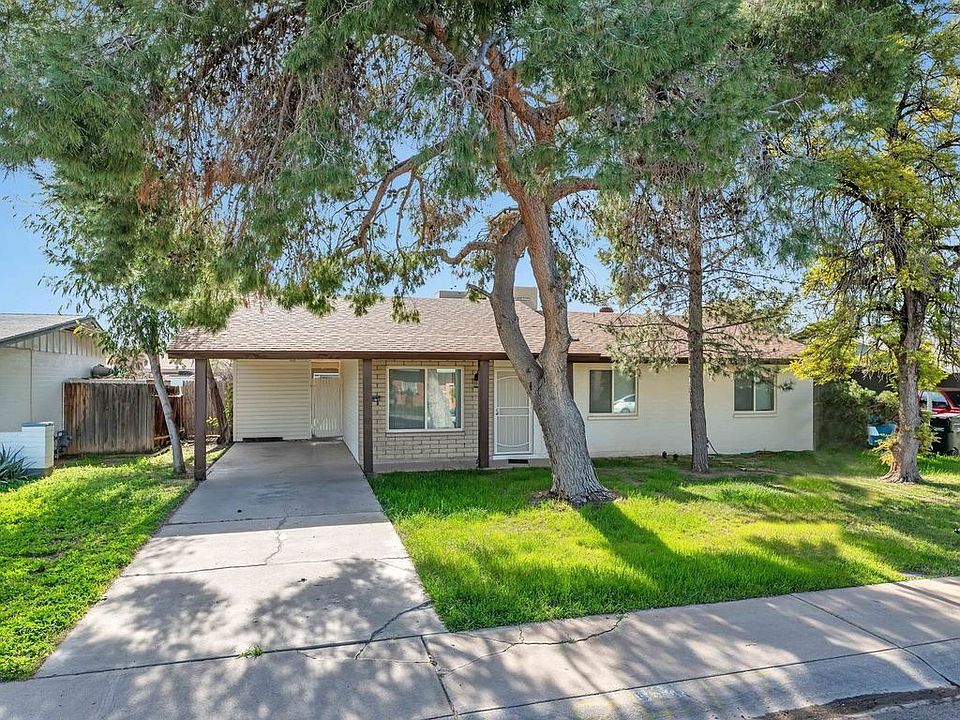 1st image of 8417 W Mackenzie Dr