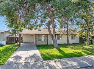 8417 W Mackenzie Dr, Phoenix, AZ 85037