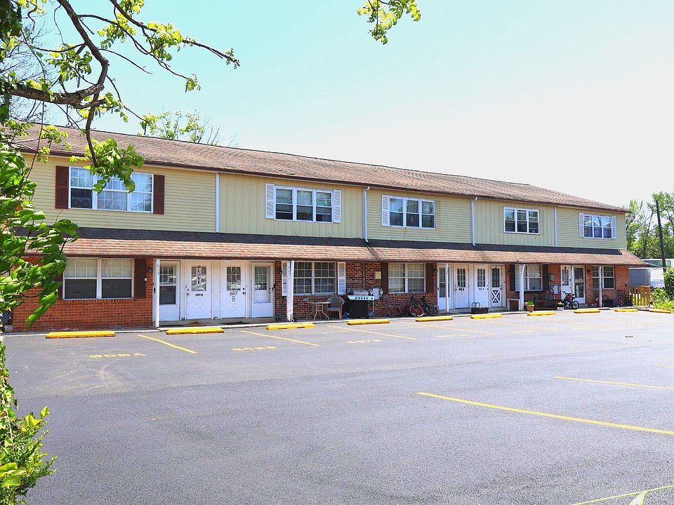 1st image of 601 Country Ln