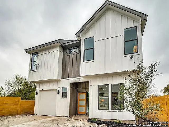 1035 S Pine St #401 — Photo 3