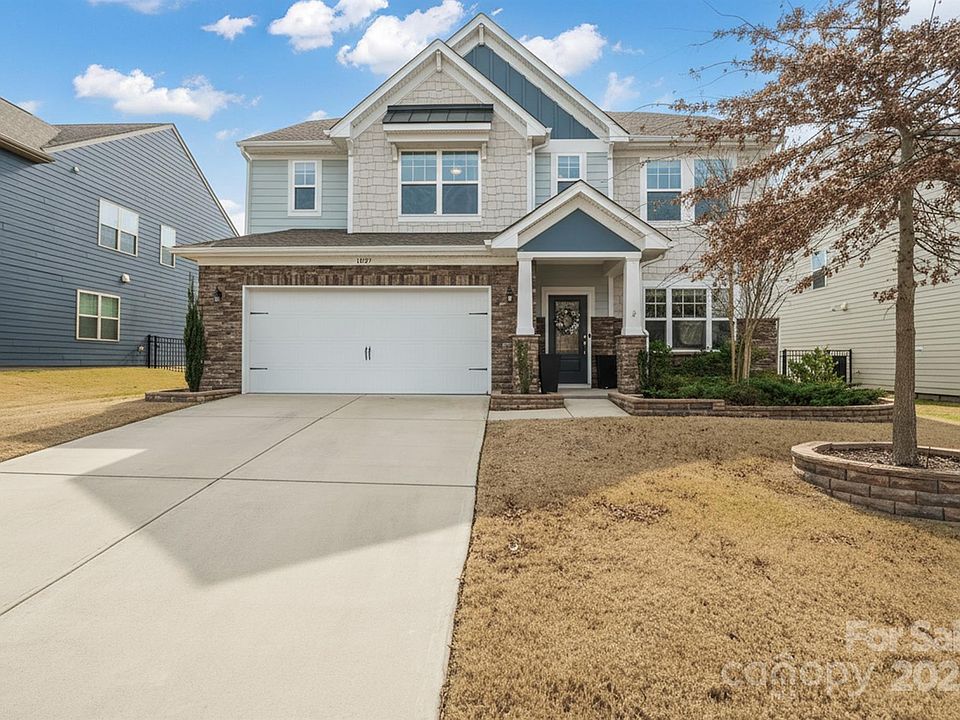 1st image of 15127 Oleander Dr