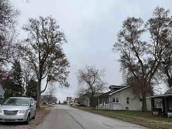 3rd image of 112 W State St