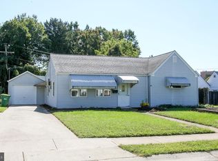 1302 E Willow Run Dr, Wilmington, DE 19805