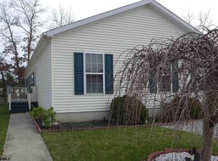 1 Sycamore Ln, Mays Landing, NJ 08330