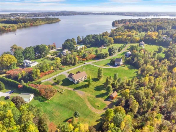 80 Watsons Ridge, North Hero, VT 05474