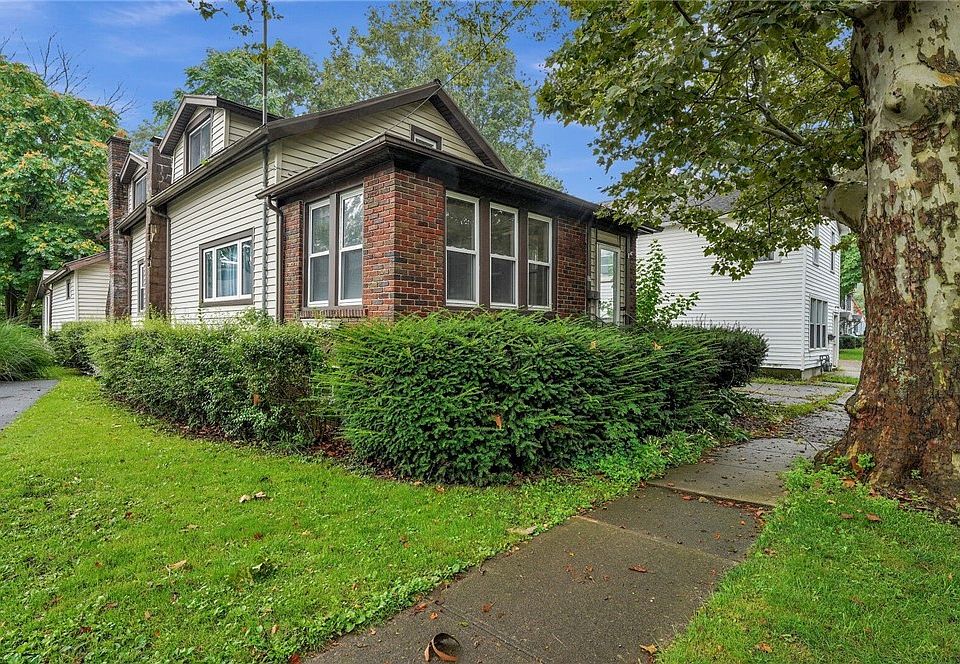 17 Orchard St, Fredonia, NY 14063 Zillow