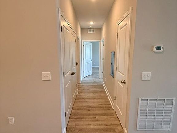 5th image of 308 Hillview Mills Blvd #121