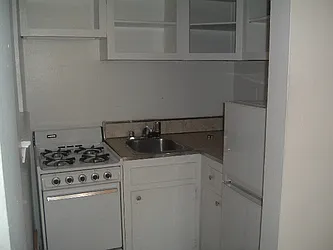 Rented by Jerry F Leazer LREB