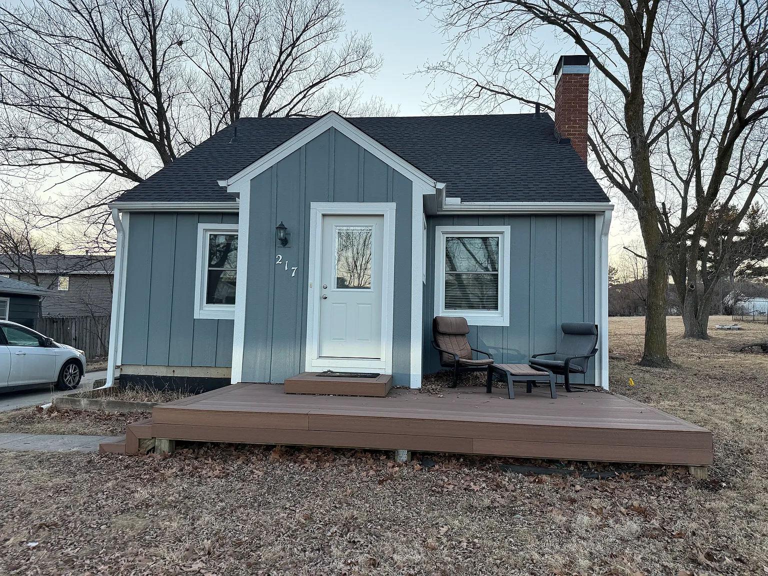 217 Dotson Dr — Photo 1